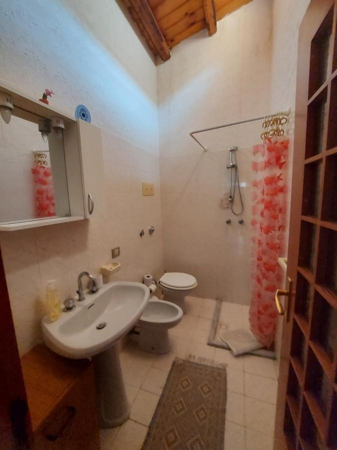 Casa Fronte Mare Puro Relax Villa Cava dʼAliga Eksteriør bilde