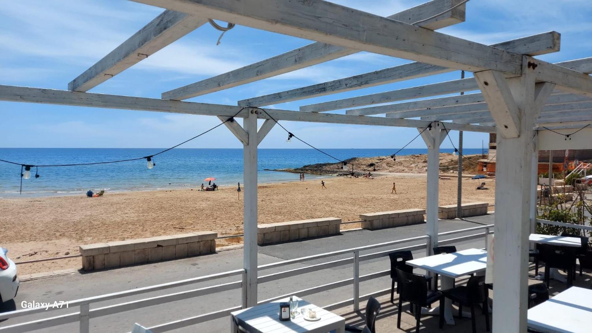 Casa Fronte Mare Puro Relax Villa Cava dʼAliga Eksteriør bilde