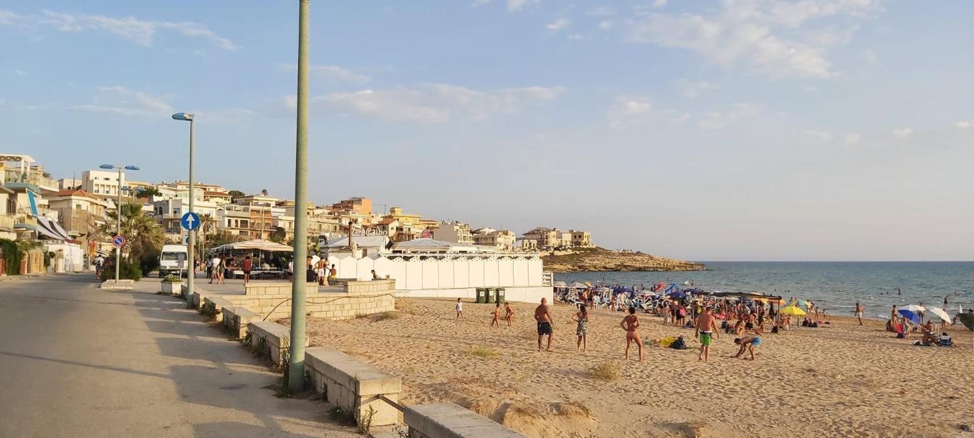 Casa Fronte Mare Puro Relax Villa Cava dʼAliga Eksteriør bilde