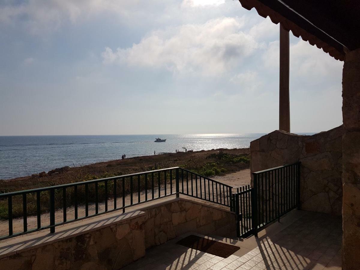 Casa Fronte Mare Puro Relax Villa Cava dʼAliga Eksteriør bilde