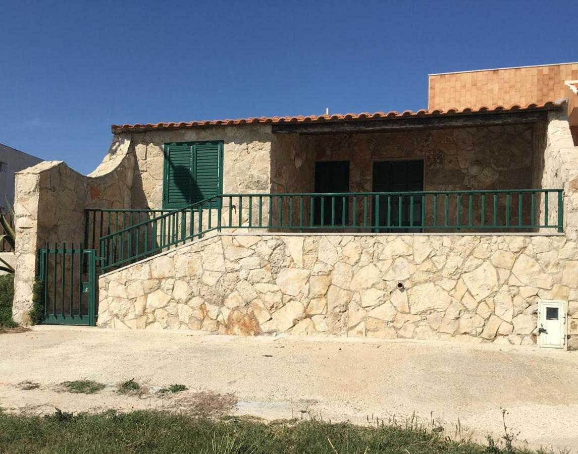 Casa Fronte Mare Puro Relax Villa Cava dʼAliga Eksteriør bilde